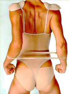 ARCHIVIO - Vogue Italia (January 2001) - Body Obsession - 009.jpg