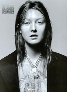 ARCHIVIO - Vogue Italia (May 2003) - Girls - 004.jpg