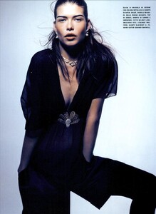 ARCHIVIO - Vogue Italia (March 2003) - The Chic Ease - 014.jpg