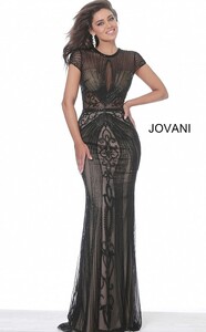 03201-BLACK NUDE-2-560x902.jpg
