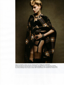 Vogue UK (September 2009) - Turn Of Tweed - 004.jpg
