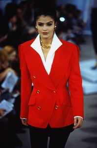 1187746596_donna-karan-ss-1991(13).thumb.jpg.971bc2145ab384b7c4fd9c9206958ae0.jpg