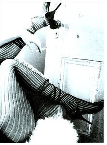 ARCHIVIO - Vogue Italia (April 2003) - The Shoes and the Strings - 006.jpg