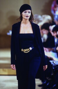 1211808753_donna-karan-ss-1993(10).thumb.jpg.fea766fcb2616a57b71dec219011a91b.jpg