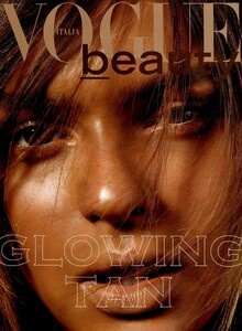 ARCHIVIO - Vogue Italia (January 2004) - Glowing Tan - 001.jpg