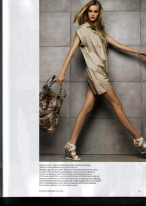 Vogue UK (May 2007) - Easy Street - 011.jpg