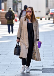        kla010420BZNimage109.jpg