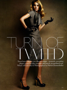 Vogue UK (September 2009) - Turn Of Tweed - 002.jpg