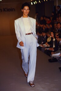 1272347331_calvin-klein-ss-1990-marpessa(4).thumb.jpg.8546985476c5870252ab4def3c96ae68.jpg