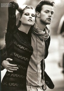 i-D #307 (Summer 2010) - Meet Me At The Corner - 009.jpg