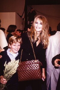 Claudia Schiffer and brother - Backstage - Chanel ready to wear fashion show spring summer 1992 collection in Paris..jpg