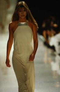 1296088897_donna-karan-ss-1994(16).thumb.jpg.a7931aaed683aabc54adf7c46a88283d.jpg