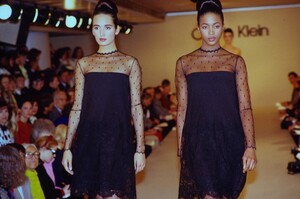 1322551908_calvin-klein-fw-1988(6).thumb.jpg.3cf143cad30cd310d9d85b371c6c3b7b.jpg