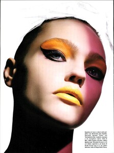 ARCHIVIO - Vogue Italia (August 2007) - Beauty - 004.jpg