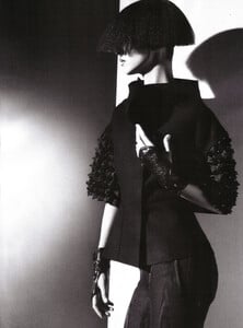 Vogue Italia (November 2008) - Light and Shade - 003.jpg