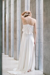 Dan+Jones+Bridal+2018+Collection+_+the+LANE+campaign+_+Cleveland+dress+3.jpg