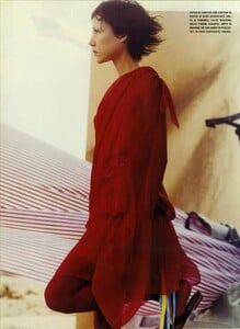 ARCHIVIO - Vogue Italia (February 2002) - The Poetic Beauty - 015.jpg
