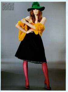 ARCHIVIO - Vogue Italia (August 2003) - All That Neon - 013.jpg