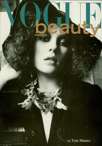 ARCHIVIO - Vogue Italia (November 2005) - Beauty - 001.jpg