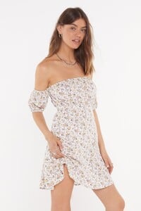 white-got-it-growing-on-floral-off-the-shoulder-dress (2).jpeg
