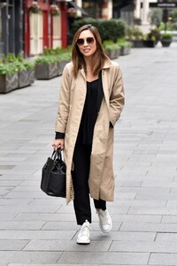        kla010420BZNimage110.jpg