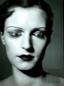 ARCHIVIO - Vogue Italia (September 2006) - Beauty - 002.jpg