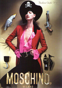 moschino 5 2000274.jpg