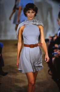 143533576_ralph-lauren-ss-1991(15).thumb.jpg.4965580d35eb9bf89bfb96bbf3161357.jpg