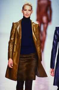 1435507350_dkny-fw-1996(13).thumb.jpg.84812998ee1afbadb1dd41ef70b27391.jpg