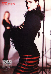 1480409171_Claudia_Glaviano_Harpers_Bazaar_France_August_1988_02.thumb.jpg.836a0c37c7cfa74ecd818ce1b5efc7f4.jpg