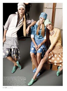 Elle US - 2012 03-428.jpg