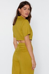 lime-in-it-to-linen-it-cropped-shirt (3).jpeg