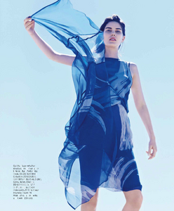 1578516763_Kudacki_US_Harpers_Bazaar_February_2014_03.thumb.png.4d292286180bdb5a624e3925a29b240d.png