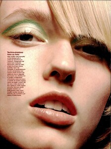 ARCHIVIO - Vogue Italia (August 2000) - Cool Make-up - 002.jpg