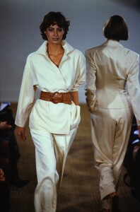 1607993087_ralph-lauren-ss-1991(5).thumb.jpg.248e4387042729a8771d23aae3b3fa29.jpg