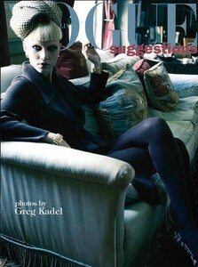 ARCHIVIO - Vogue Italia (October 2008) - Suggestions - 001.jpg
