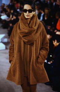 1623590547_donna-karan-fw-1990(3).thumb.jpg.07de57001363fa51380be50ed448b425.jpg