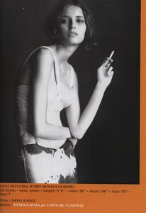 Vogue Italia (December 2005, Models Supplement) - Flávia de Oliveira - 003.JPG