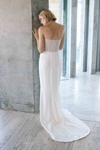 Dan+Jones+Bridal+2018+Collection+_+the+LANE+campaign+_+Christensen+dress+2.jpg