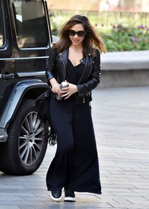        kla150420BZNimage103.jpg