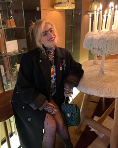 1688578850_sophiahadjipanteli15778876532211804404284569923_33586514.thumb.jpg.ef8534f80159d43bee53363d0cb81b76.jpg