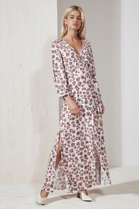 1708_TFL_CAROUSEL_WRAP_DRESS_SHELL_ASTER_SH_3072.jpg