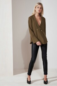 1708_TFL_HOOLYWOOD_LS_TOP_KHAKI_NH_5347.jpg