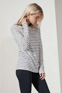 1708_TFL_SADIE_LS_STRIPE_TOP_CHARCOAL_W_WHITE_G_3996-Edit.jpg