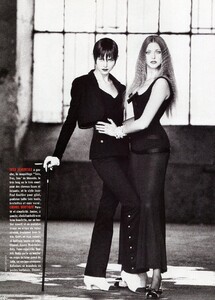 Vogue Paris (February 1993) - Féminin Pluriel - 003.jpg