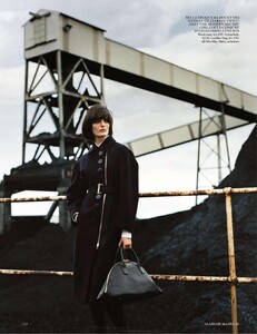 Vogue UK - 2013 08-126.jpg