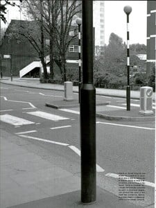 ARCHIVIO - Vogue Italia (August 2008) - The Now Ease - 005.jpg