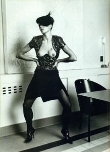 Vogue Paris (March 2001) - Body Couture - 009.jpg