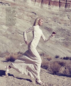 1747259838_Kudacki_US_Harpers_Bazaar_February_2013_10.thumb.jpg.fcf1ea3591ca883329f1514a2599730a.jpg