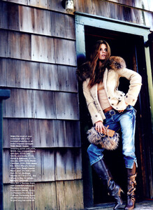 Harper's Bazaar US (November 2005) - Winter Wardrobe - 004.jpg